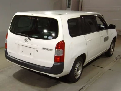 TOYOTA SUCCEED
