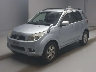 TOYOTA RUSH