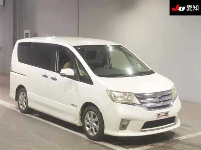 NISSAN SERENA
