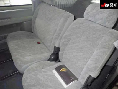 TOYOTA HIACE REGIUS