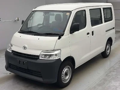 TOYOTA TOWN ACE VAN
