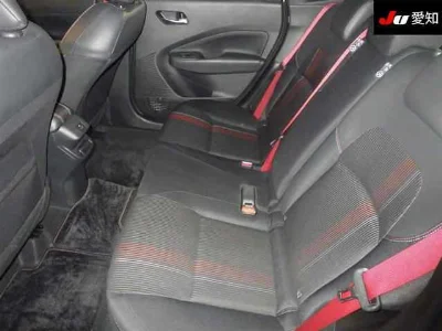NISSAN AURA