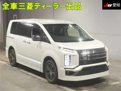 MITSUBISHI DELICA D5