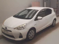 Цена авто Toyota Aqua с аукционов Японии, номер кузова NHP10, пробег 38 000, оценка 4