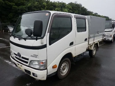 TOYOTA DYNA