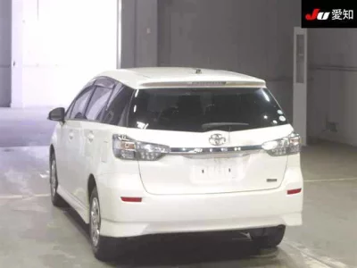 TOYOTA WISH