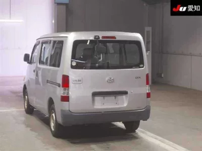 TOYOTA LITE ACE VAN