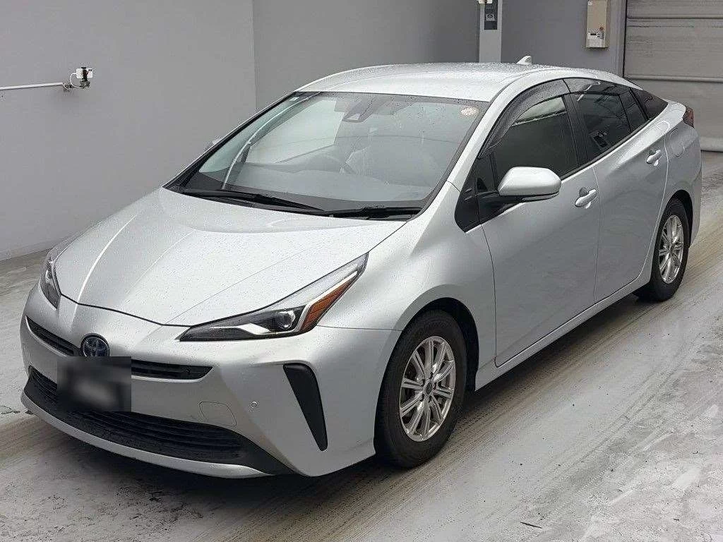 Toyota Prius 2021 из Японии, фото 2