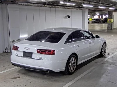 AUDI A6 AVANTE