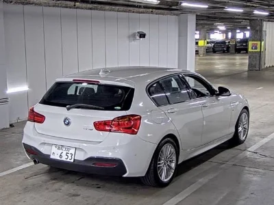 BMW 1 SERIES