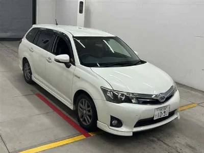 TOYOTA COROLLA FIELDER
