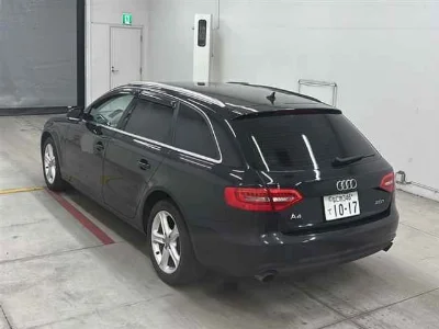 AUDI A4 AVANTE