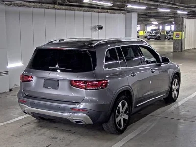 MERCEDES BENZ GLB