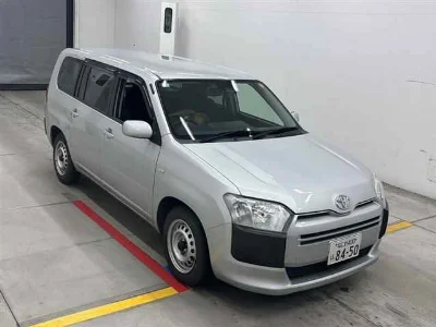 TOYOTA SUCCEED
