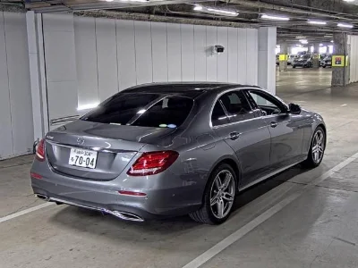 MERCEDES BENZ E CLASS
