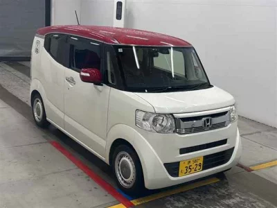 HONDA N BOX SLASH