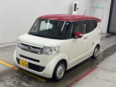 HONDA N BOX SLASH