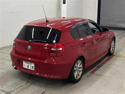 BMW 1 SERIES