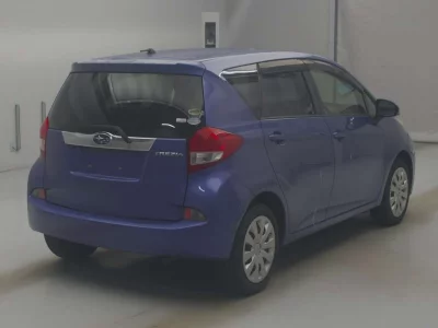 SUBARU TREZIA