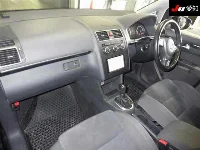 Цена авто Volkswagen Touran с аукционов Японии, номер кузова 1TCTH, пробег 110 000, оценка 2