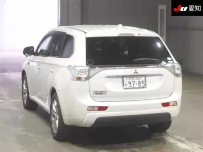 MITSUBISHI OUTLANDER PHEV