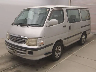 TOYOTA HIACE