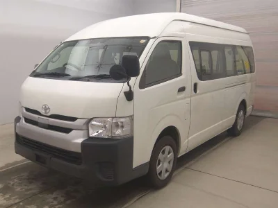 TOYOTA REGIUS VAN