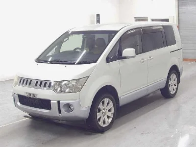 MITSUBISHI DELICA D5
