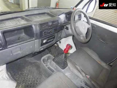 NISSAN CLIPPER TRUCK