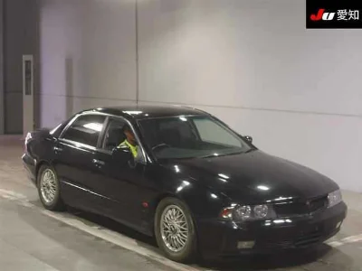 MITSUBISHI DIAMANTE