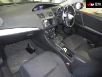 Цена авто Mazda Axela с аукционов Японии, номер кузова BLFFW, пробег 260 000, оценка 4