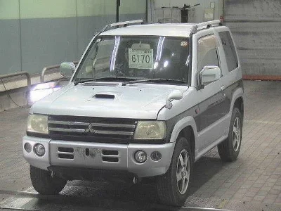 MITSUBISHI PAJERO MINI