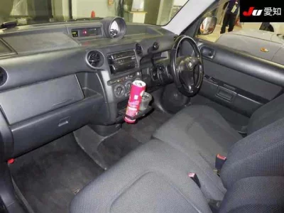 TOYOTA BB