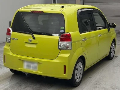 TOYOTA SPADE