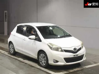 TOYOTA VITZ