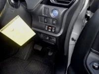 Цена авто Toyota Esquire с аукционов Японии, номер кузова ZWR80G, пробег 232 000, оценка 2