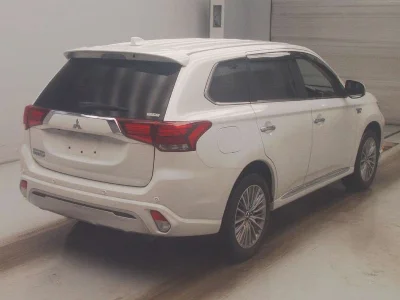 MITSUBISHI OUTLANDER PHEV