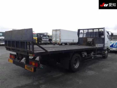 MITSUBISHI FUSO FIGHTER