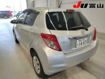 TOYOTA VITZ