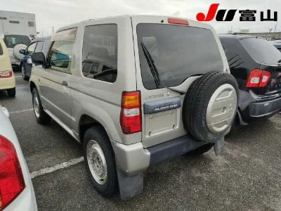 MITSUBISHI PAJERO MINI