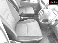 Цена авто Toyota Noah с аукционов Японии, номер кузова ZRR70W, пробег 127 000, оценка 20