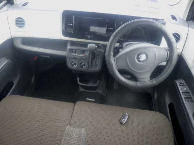 SUZUKI MRWAGON