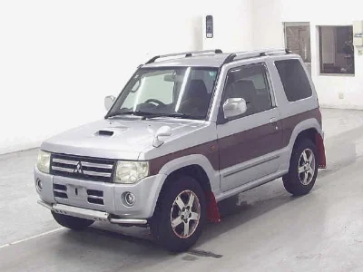 MITSUBISHI PAJERO MINI