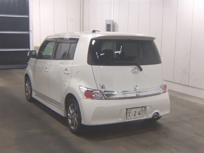 TOYOTA BB