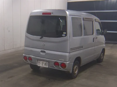 NISSAN CLIPPER VAN
