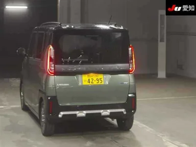 MITSUBISHI DELICA MINI