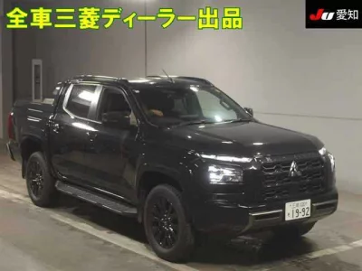 MITSUBISHI TRITON