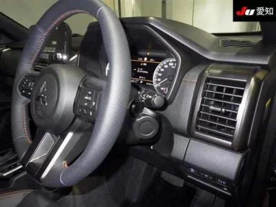 MITSUBISHI TRITON