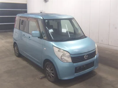 NISSAN ROOX