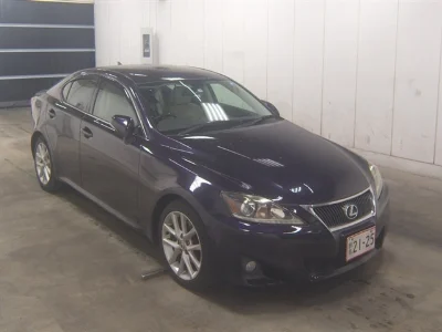 LEXUS IS
